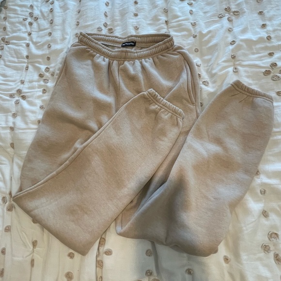 High waisted pretty little thing sweatpant joggers - Picture 2 of 2